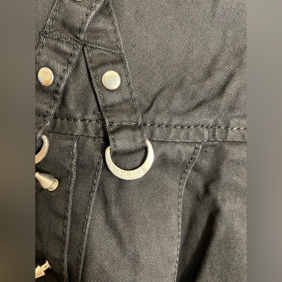 Vintage Y2K Tripp NYC Black Mini Skirt with Silver Hardware Detail - Picture 7 of 14